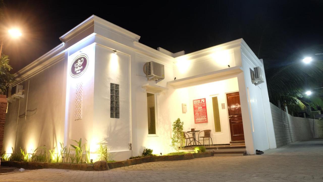 Sultan Guesthouse Tulungagung Εξωτερικό φωτογραφία