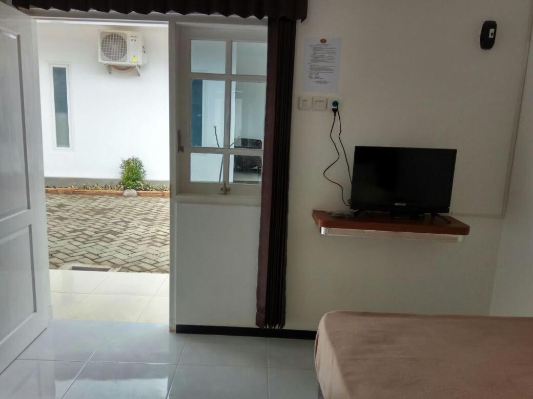 Sultan Guesthouse Tulungagung Εξωτερικό φωτογραφία