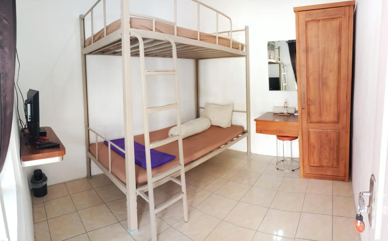 Sultan Guesthouse Tulungagung Εξωτερικό φωτογραφία