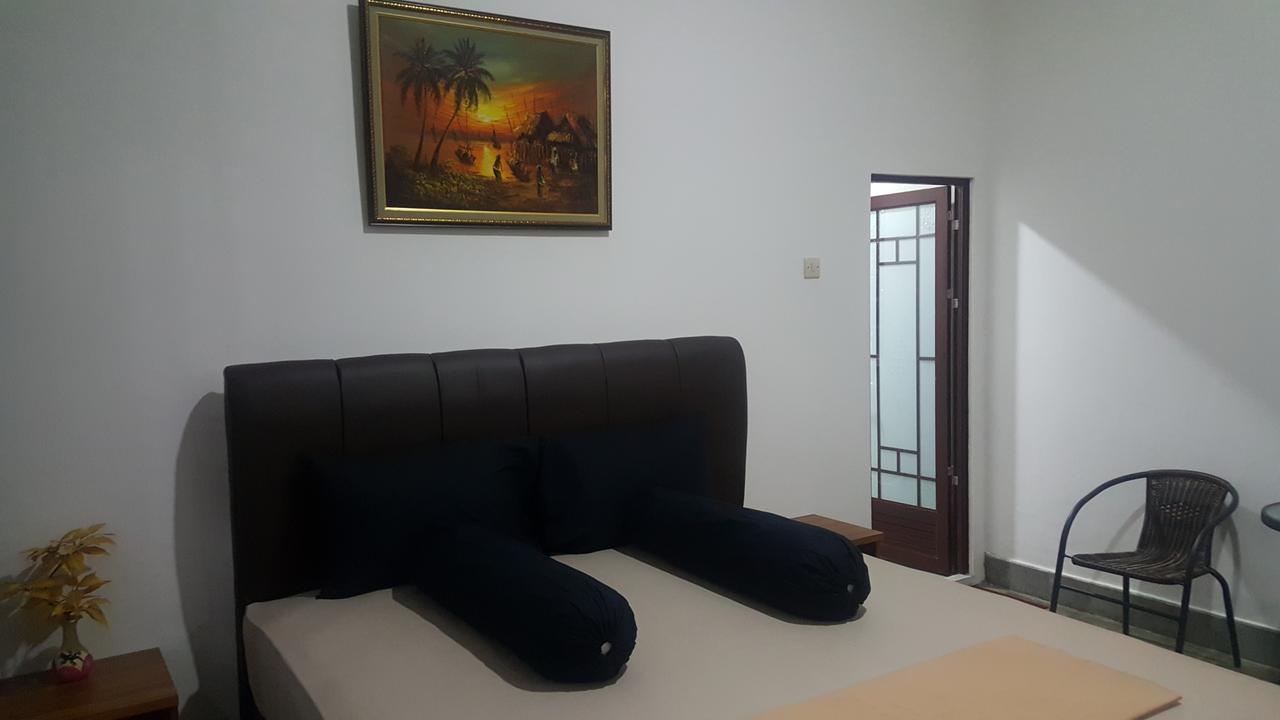 Sultan Guesthouse Tulungagung Εξωτερικό φωτογραφία
